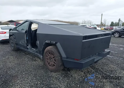 2024 Tesla Cybertruck All-Wheel Drive z USA, uszkodzony, nr VIN 7G2CEHED0RA043898